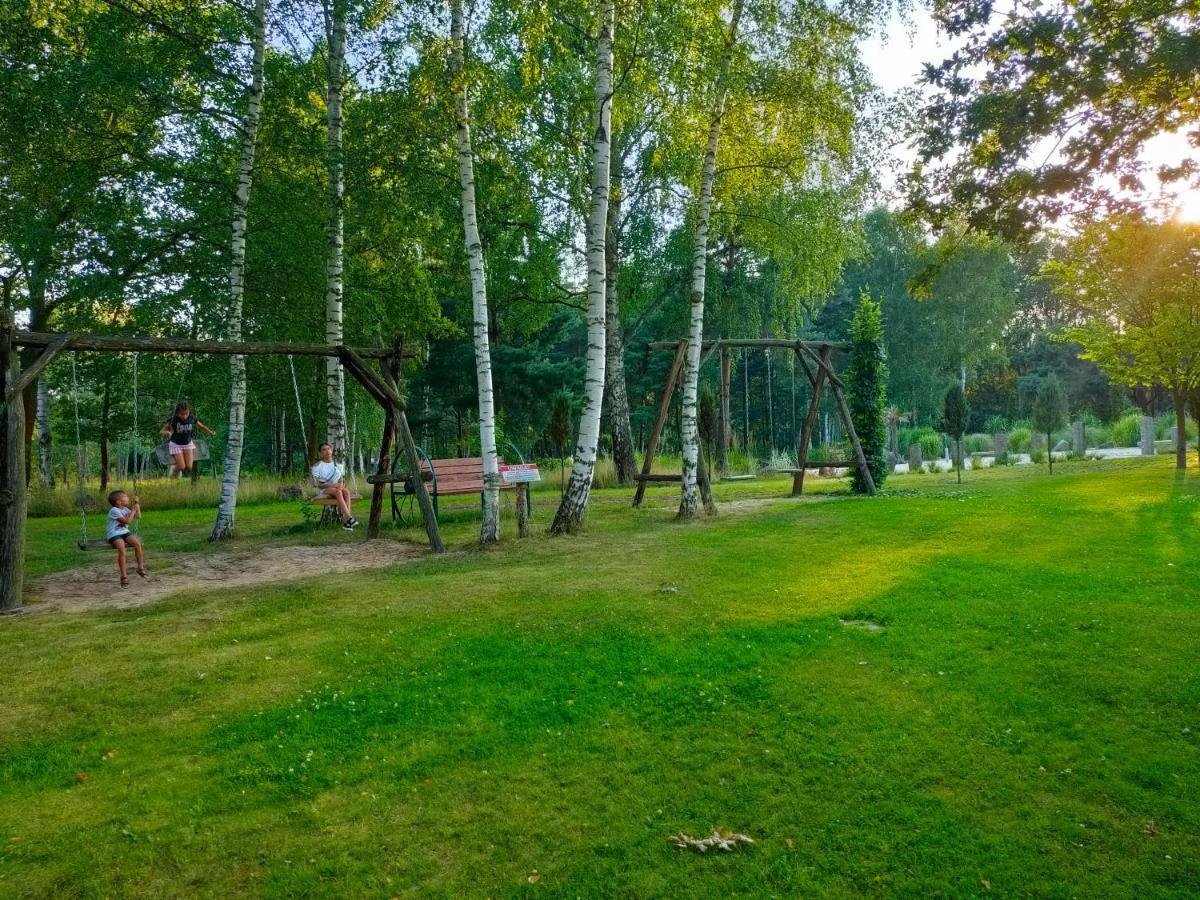 Dworek Azalia Ilowa Esterno foto