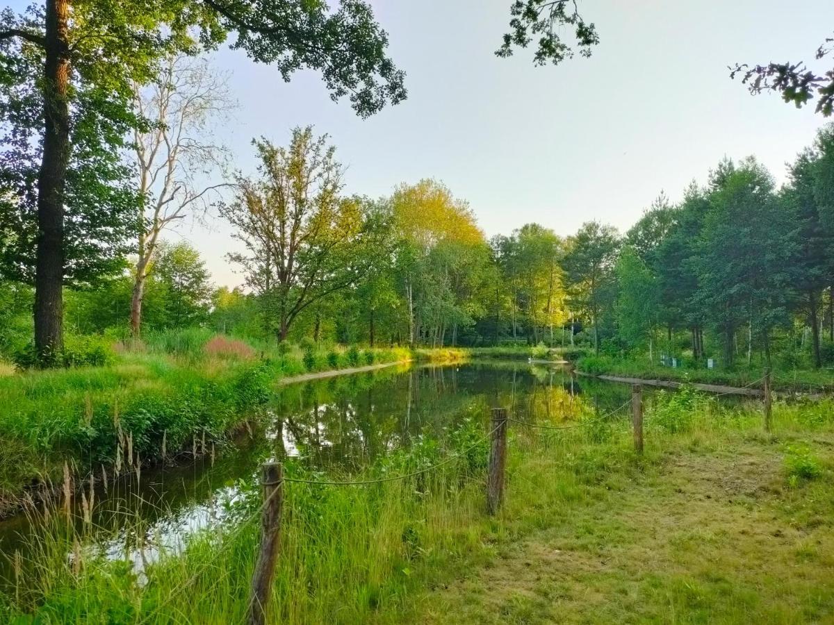 Dworek Azalia Ilowa Esterno foto
